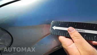 2003 Chrysler Town & Country Limited 119.3" WB – miniatura 43