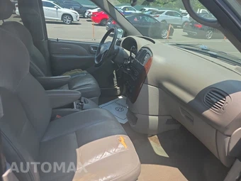2003 Chrysler Town & Country Limited 119.3" WB – miniatura 8