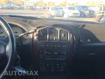 2003 Chrysler Town & Country LXi 119.3" WB – miniatura 11