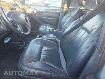 2003 Chrysler Town & Country LXi 119.3" WB – miniatura 7