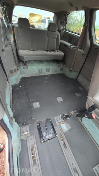 2003 Dodge Grand Caravan Sport Minivan 119.3" WB - miniatura 28