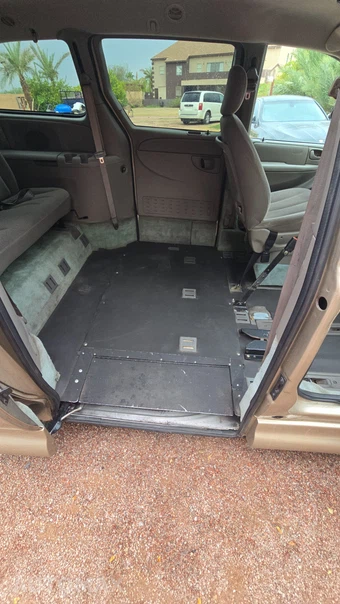 2003 Dodge Grand Caravan Sport Minivan 119.3" WB - miniatura 29