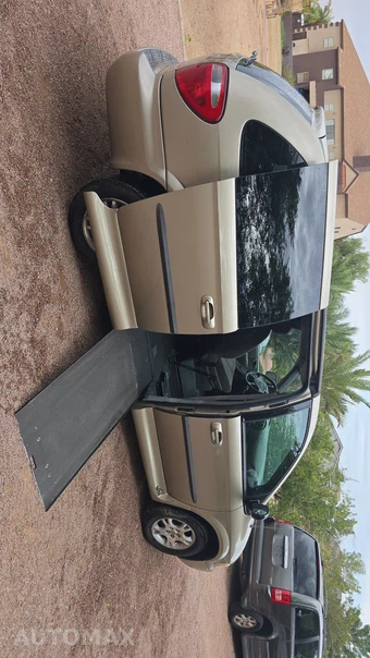 2003 Dodge Grand Caravan Sport Minivan 119.3" WB - miniatura 4