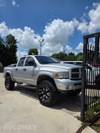 2003 Dodge Ram 1500 Crew Cab - samochód z USA z aukcji Manheim, oferta Kup Teraz w AUTOMAX