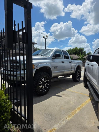 2003 Dodge Ram 1500 Crew Cab - miniatura 2