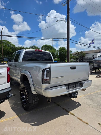 2003 Dodge Ram 1500 Crew Cab - miniatura 3