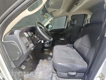 2003 Dodge Ram 1500 ST Crew Cab Medium Bed - miniatura 6