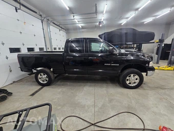 2003 Dodge Ram 2500 ST Crew Cab Medium Bed - miniatura 7