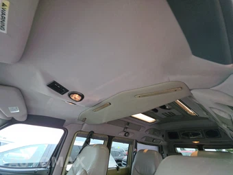 2003 Dodge Ram Cargo Van 1500 109.3" WB – miniatura 18