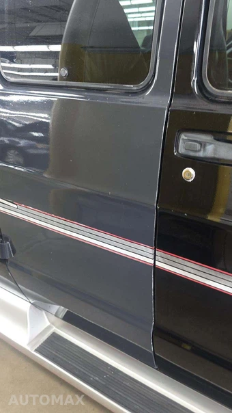 2003 Dodge Ram Cargo Van 1500 109.3" WB – miniatura 29