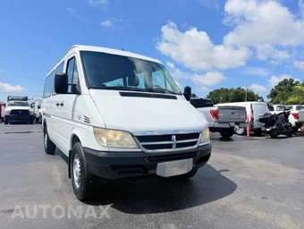 2003 Dodge Sprinter 2500 Wagon High Roof 140.0" WB - miniatura 3