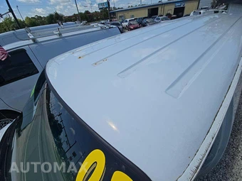 2003 Ford E-250 Commercial Cargo Van 138.0" WB - miniatura 12