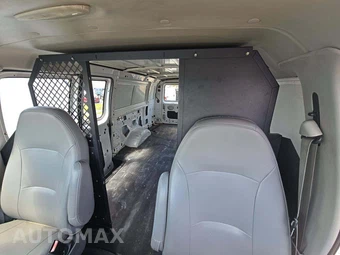 2003 Ford E-250 Commercial Cargo Van 138.0" WB - miniatura 13