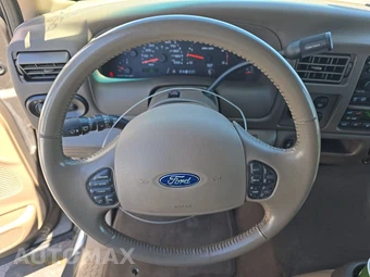 2003 Ford Excursion Limited - miniatura 10