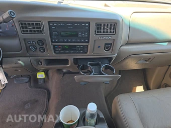 2003 Ford Excursion Limited - miniatura 11