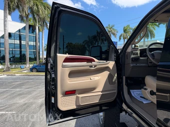 2003 Ford Excursion Limited - miniatura 35