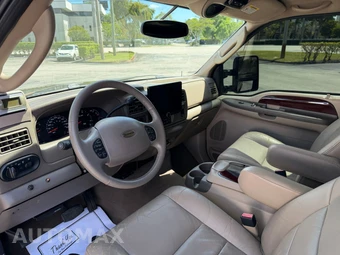2003 Ford Excursion Limited - miniatura 38