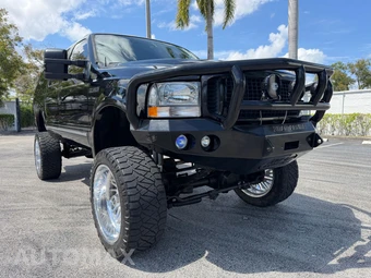 2003 Ford Excursion Limited - miniatura 5