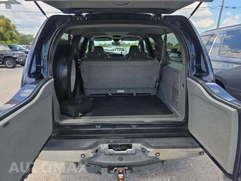 2003 Ford Excursion XLT - miniatura 15