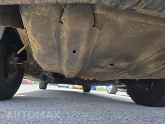 2003 Ford Excursion XLT - miniatura 16