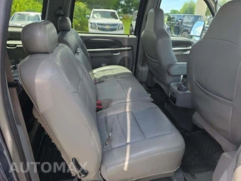 2003 Ford Excursion XLT - miniatura 17