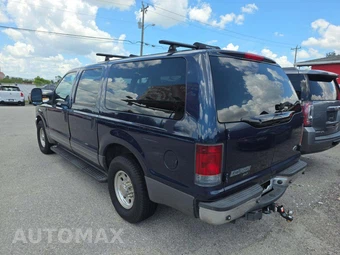 2003 Ford Excursion XLT - miniatura 2