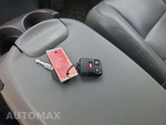 2003 Ford Excursion XLT - miniatura 8
