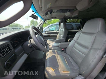 2003 Ford Excursion XLT – miniatura 6