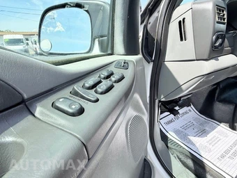 2003 Ford Excursion XLT - miniatura 13