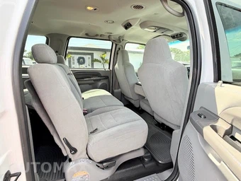 2003 Ford Excursion XLT - miniatura 17