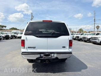 2003 Ford Excursion XLT - miniatura 6