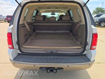 2003 Ford Explorer Eddie Bauer - miniatura 11