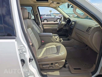 2003 Ford Explorer Eddie Bauer - miniatura 15
