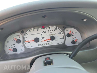 2003 Ford Explorer Sport XLT - miniatura 6