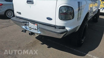 2003 Ford F-150 Lariat Crew Cab Short Bed - miniatura 32