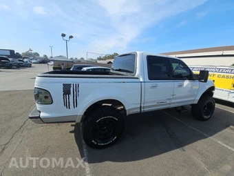 2003 Ford F-150 Lariat Crew Cab Short Bed - miniatura 4