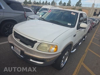2003 Ford F-150 Lariat Crew Cab Short Bed