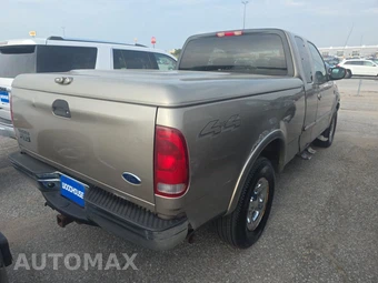 2003 Ford F-150 Lariat Extended Cab Medium Bed w/Rear Doors - miniatura 4