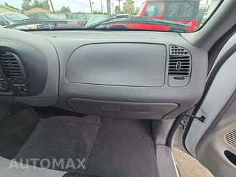 2003 Ford F-150 SVT Lightning Regular Cab Medium Bed - miniatura 17