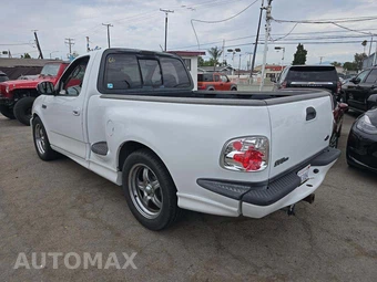 2003 Ford F-150 SVT Lightning Regular Cab Medium Bed - miniatura 2