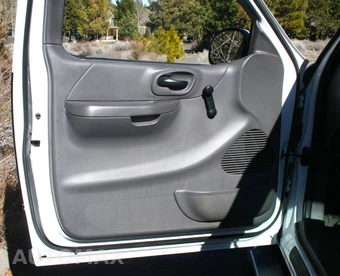 2003 Ford F-150 XL Regular Cab Short Bed - miniatura 13