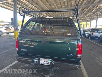2003 Ford F-150 XLT Extended Cab Medium Bed w/Rear Doors – miniatura 5