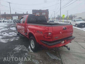 2003 Ford F-150 XLT Extended Cab Medium Bed w/Rear Doors – miniatura 2