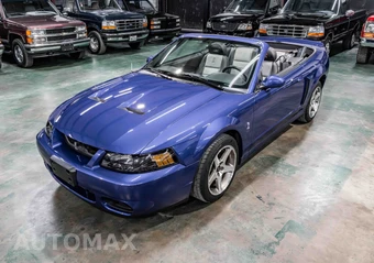 2003 Ford Mustang - miniatura 1