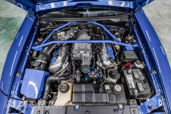 2003 Ford Mustang - miniatura 10