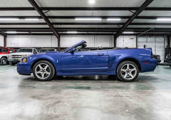 2003 Ford Mustang - miniatura 2