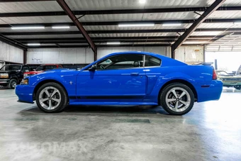2003 Ford Mustang Mach 1 Coupe - miniatura 2