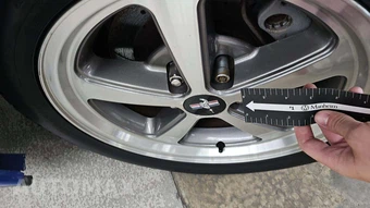 2003 Ford Mustang Mach 1 Coupe – miniatura 36