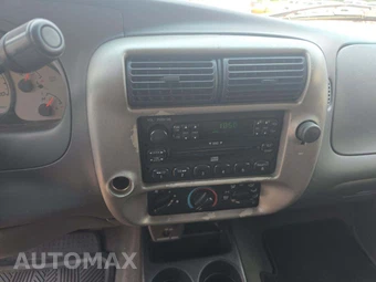 2003 Ford Ranger XL Extended Cab Medium Bed w/Rear Doors - miniatura 9