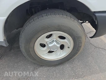 2003 Ford Ranger XL Regular Cab Medium Bed - miniatura 9